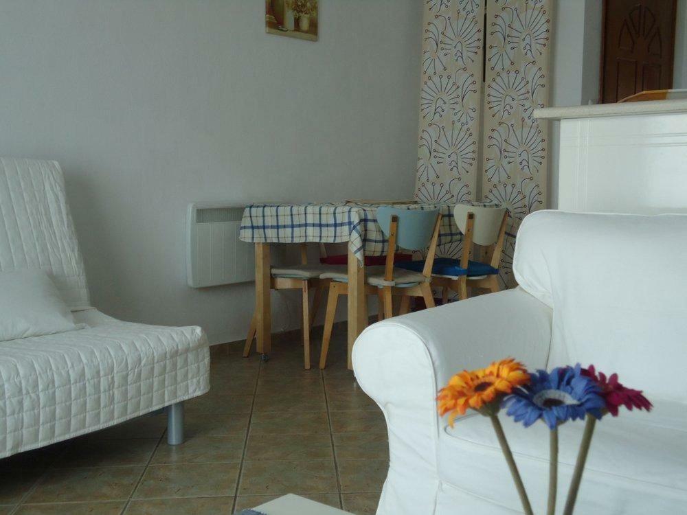 Plakes Suites Skiathos Exterior photo